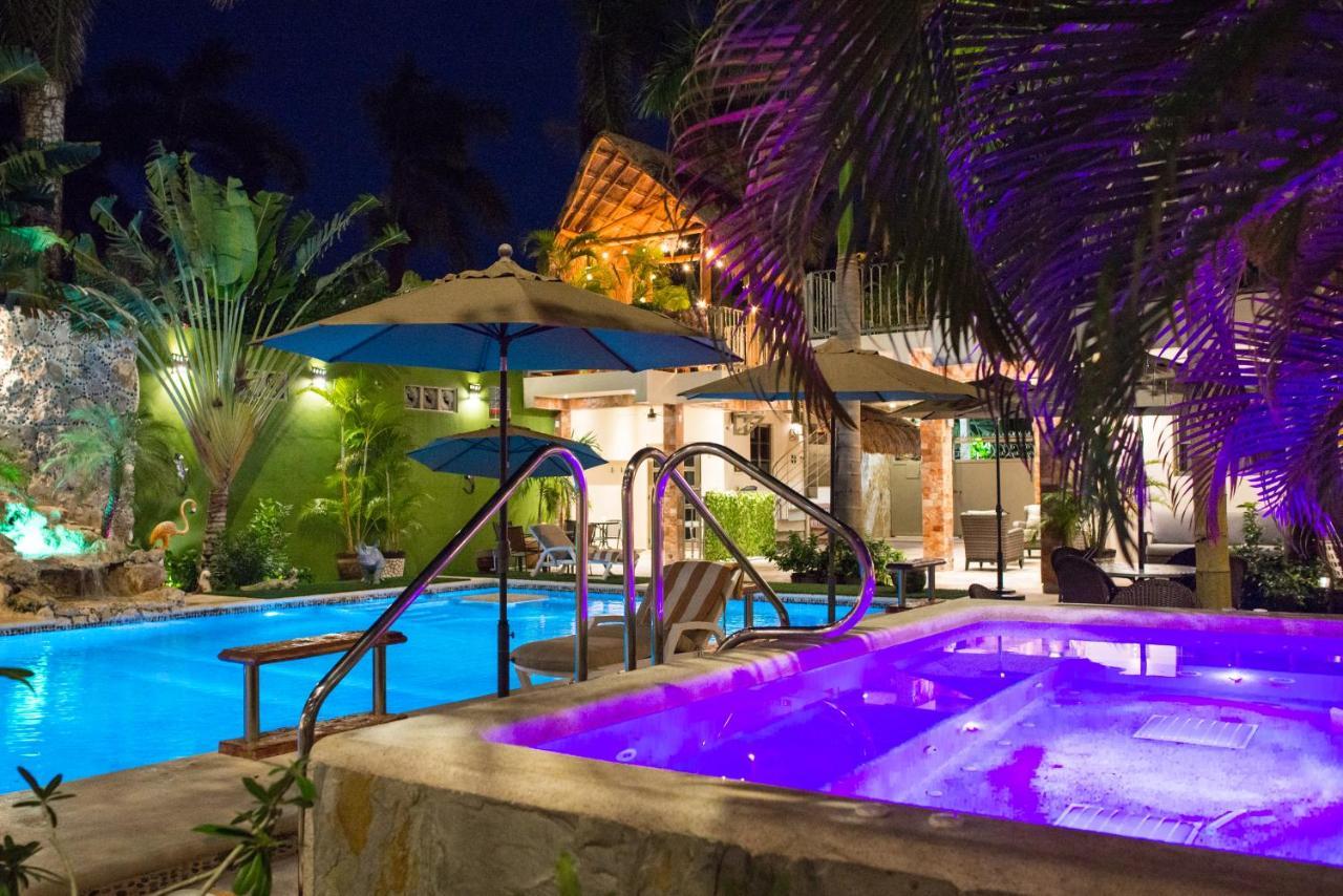 Alamos Inn Hotel Con Jacuzzi Y Piscina Cancún Eksteriør billede