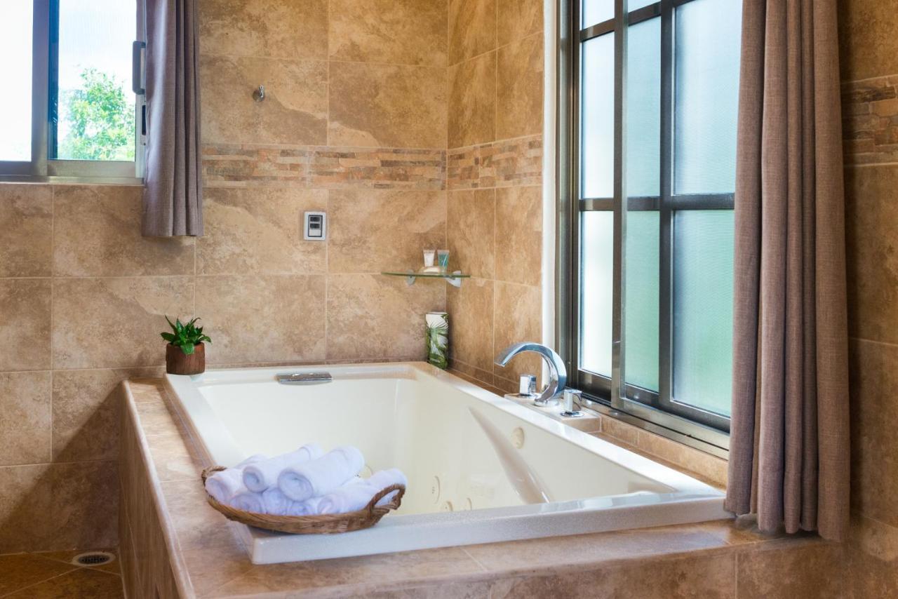 Alamos Inn Hotel Con Jacuzzi Y Piscina Cancún Eksteriør billede