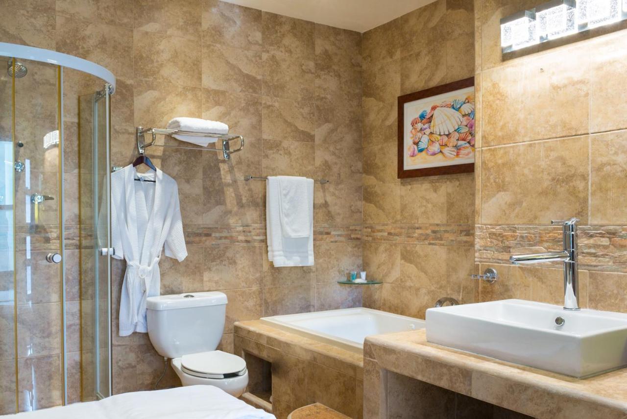 Alamos Inn Hotel Con Jacuzzi Y Piscina Cancún Eksteriør billede